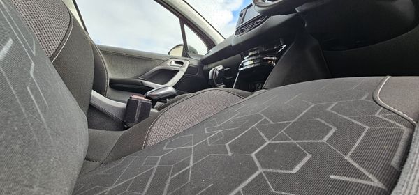 2018 Peugeot 2008 (1 owner from new) 370445192