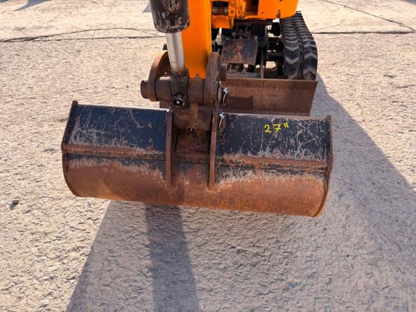 2022 JCB MICRO MINI DIGGER.... 740 HOURS. 370445414