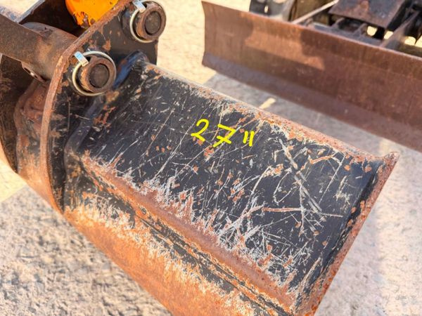 2022 JCB MICRO MINI DIGGER.... 740 HOURS. 370445415