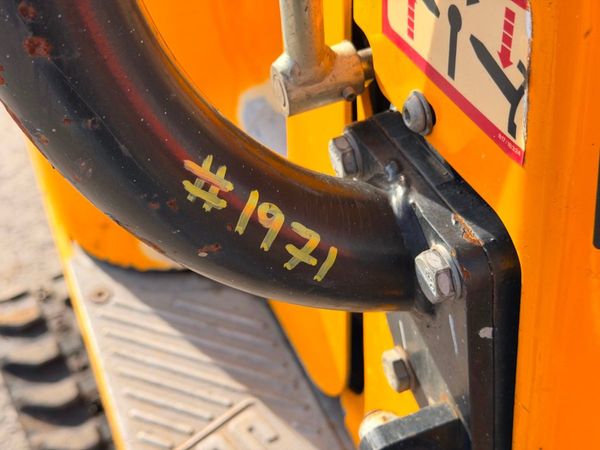 2022 JCB MICRO MINI DIGGER.... 740 HOURS. 370445421