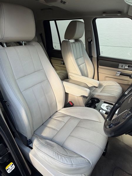 Land Rover Discovery 3.0 TDV6 XE Auto 370446848