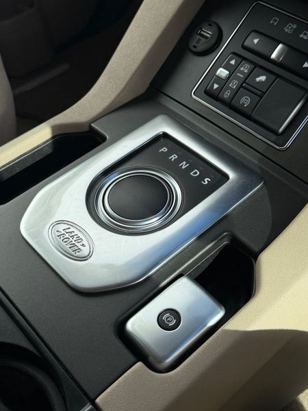 Land Rover Discovery 3.0 TDV6 XE Auto 370446852