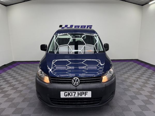 2017 VOLKSWAGEN CADDY 2.0 - DAY VAN & BED 370446973