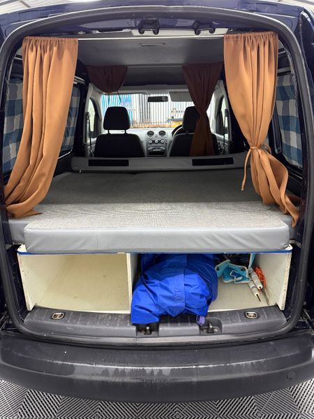 2017 VOLKSWAGEN CADDY 2.0 - DAY VAN & BED 370447004