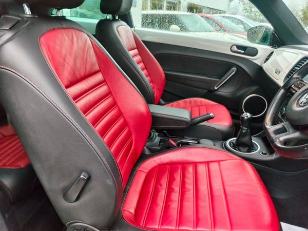 Volkswagen Beetle 2.0 TDI Sport 140 370453103