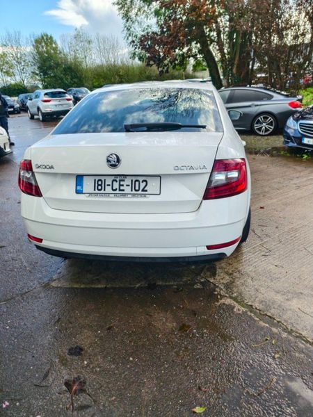 Skoda Octavia Ambition 1.6tdi 90hp 370453279