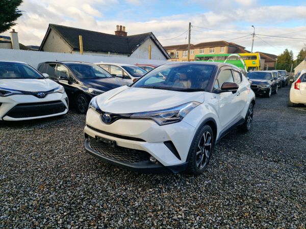 2019 Toyota C-HR| 1.8 petrol hybrid 370453297