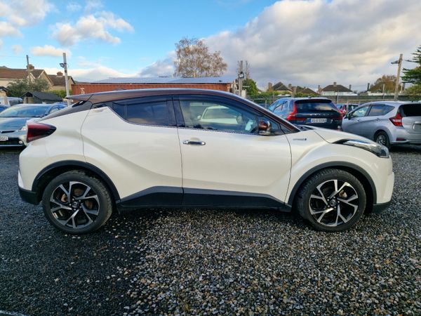 2019 Toyota C-HR| 1.8 petrol hybrid 370453301