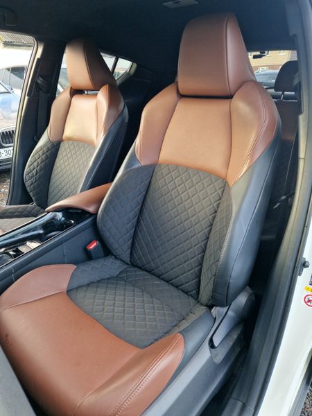 2019 Toyota C-HR| 1.8 petrol hybrid 370453315