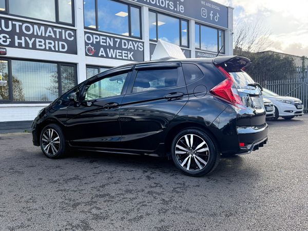2018 Honda JAZZ-FIT 1.5 Hybrid automatic, S Specs 370453400