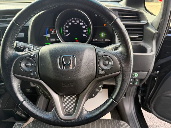 2018 Honda JAZZ-FIT 1.5 Hybrid automatic, S Specs 370453403