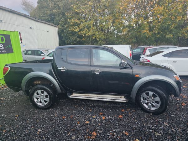 FARM BUS, 4WD, AUTOMATIC, FRESH CVRT, WARRANTY 370461819