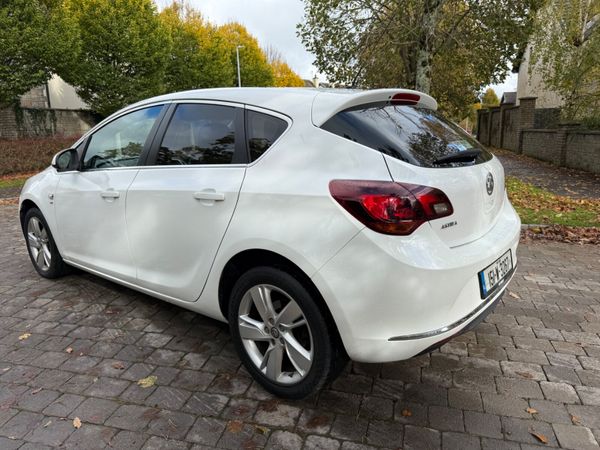 Vauxhall Astra 2015 SRI 1.4 Petrol 149KMS 370474816