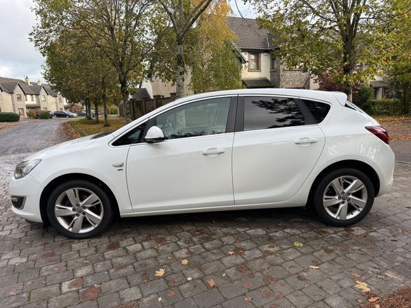 Vauxhall Astra 2015 SRI 1.4 Petrol 149KMS 370474819