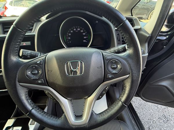 2018 Honda JAZZ-FIT 1.5 Hybrid automatic,Top spec 370486295
