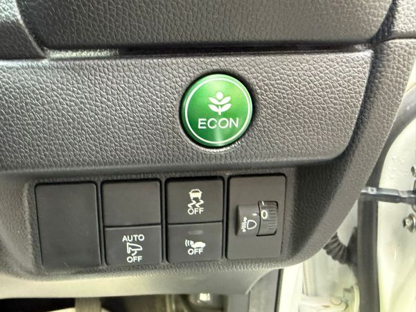 2015 Honda FIT 1.5 Hybrid automatic, 44K Miles 370481318