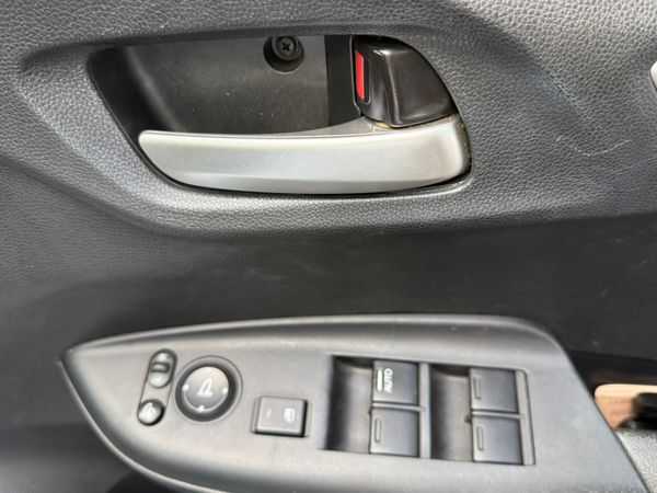 2015 Honda FIT 1.5 Hybrid automatic, 44K Miles 370481319