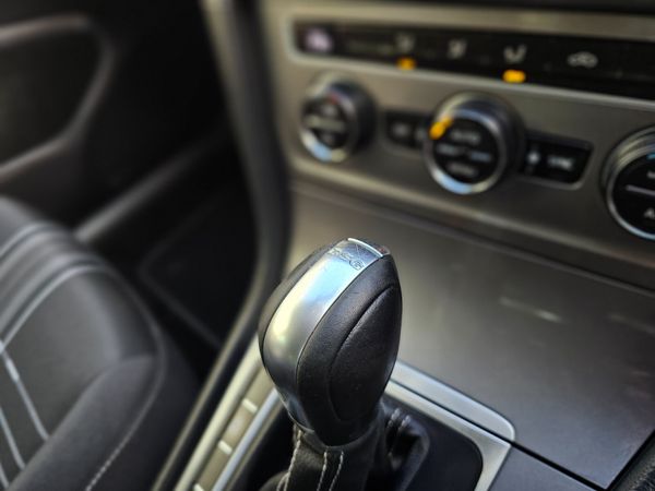 VW GOLF ESTATE 1.2 TSI AUTO // NEW 01/27 NCT 370483150