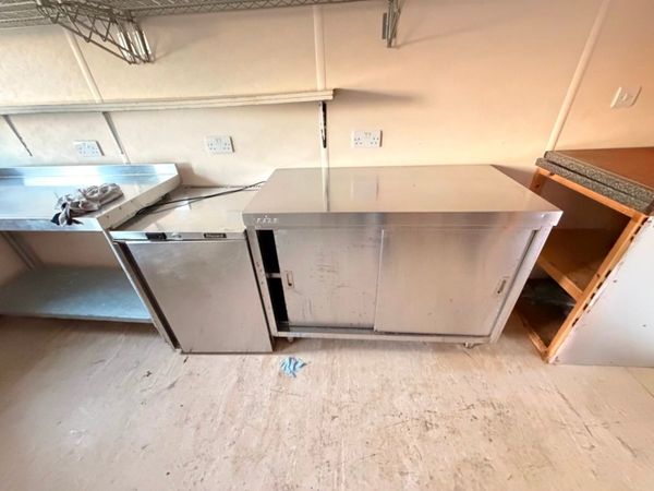 32 X 10 FULL INDUSTRIAL KITCHEN SPEC CANTEEN 370495201