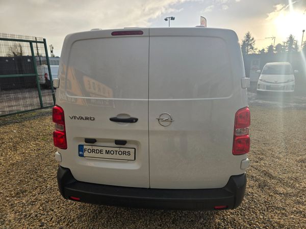 Opel Vivaro 2022 370496895