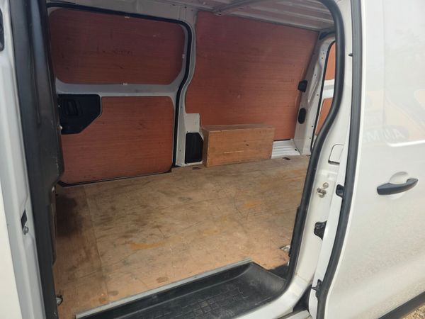 Opel Vivaro 2022 370496906