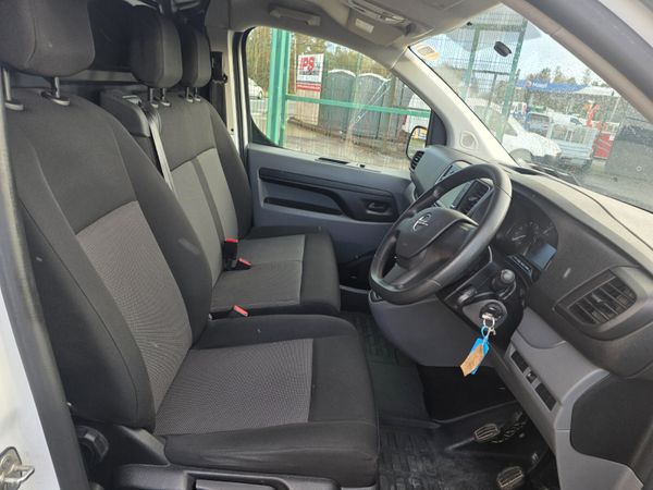 Opel Vivaro 2022 370496909