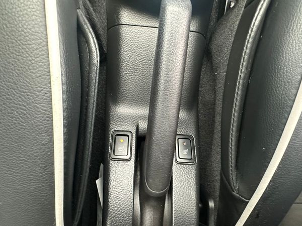 SUZUKI SWIFT  2016 AUTOMATIC  STYLE  EDITION 370498108