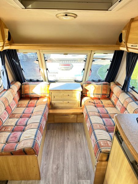 ✨BARGAIN STERLING EUROPA 4 BERTH FIXED BED✨ 370504237