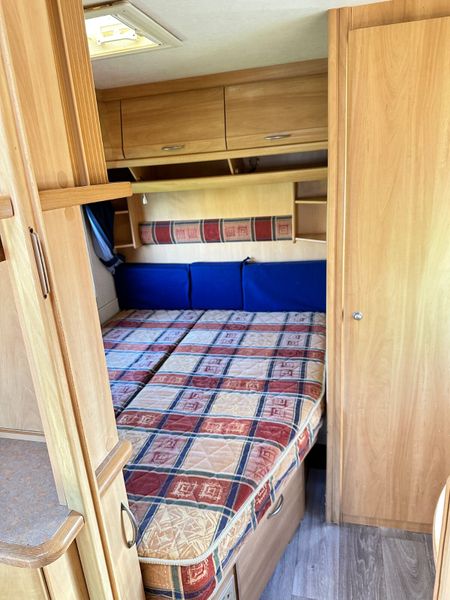✨BARGAIN STERLING EUROPA 4 BERTH FIXED BED✨ 370504246