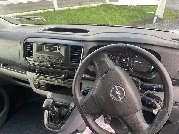 Opel Vivaro 2021 370508818