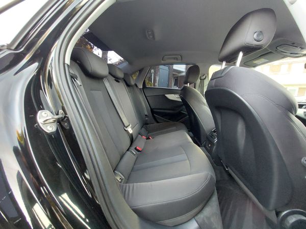 Audi A4 *New Model* *New NCT* 2015 370500029