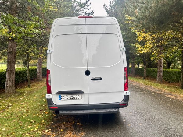 Mercedes-Benz Sprinter LWB 2020 DOE 10/26 370500368
