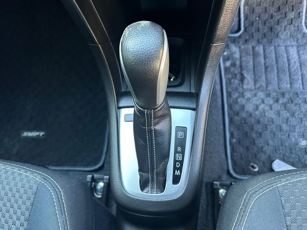 SUZUKI SWIFT 2015 1.2 RS  AUTOMATIC TOPSPECS 370500729