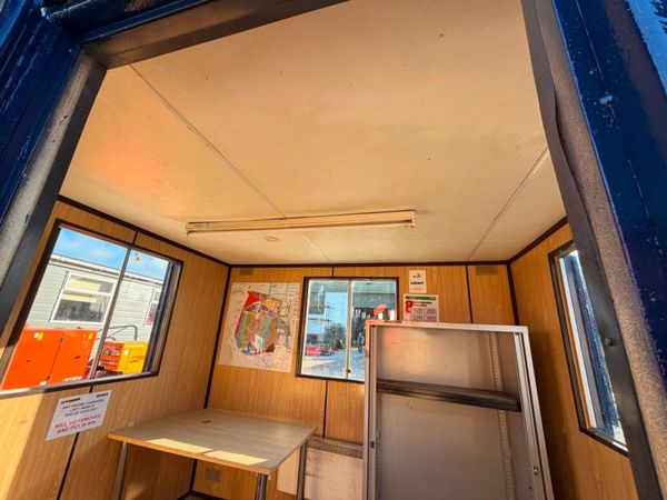 10 x 8 container site office 370503288