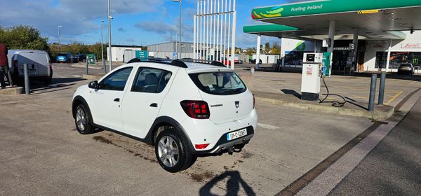 Dacia Sandero Stepway High spec 370517515
