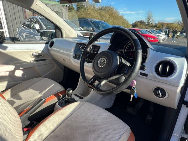 2013 Volkswagen up! 370524231