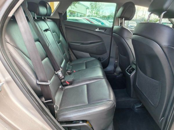 Hyundai Tucson 1.7 D Executive 370534201