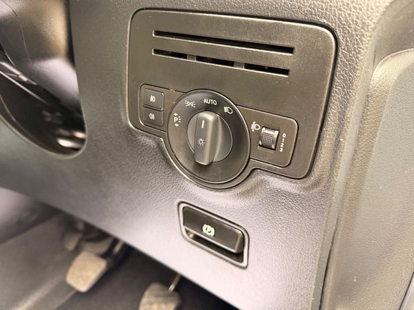 Mercedes-Benz Vito 2021 370574509