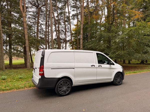 Mercedes-Benz Vito 2021 370574513