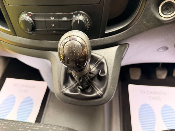 Mercedes-Benz Vito 2021 370574525