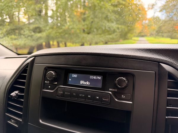 Mercedes-Benz Vito 2021 370574526