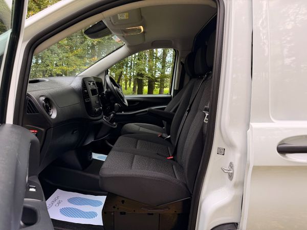 Mercedes-Benz Vito 2021 370574530