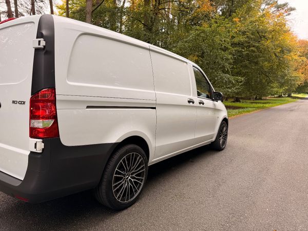 Mercedes-Benz Vito 2021 370574546