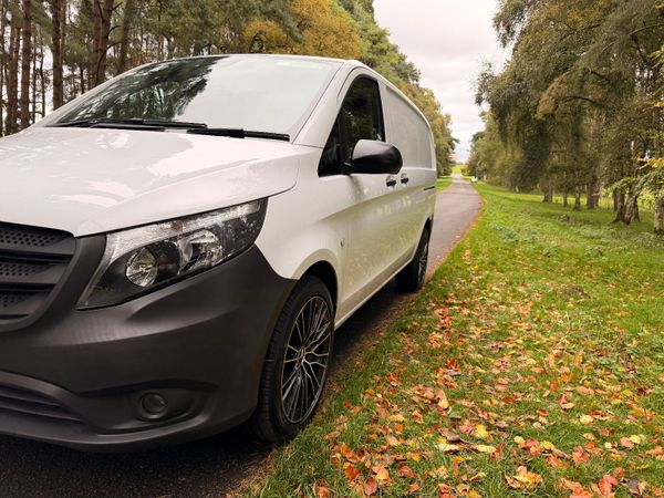 Mercedes-Benz Vito 2021 370574552