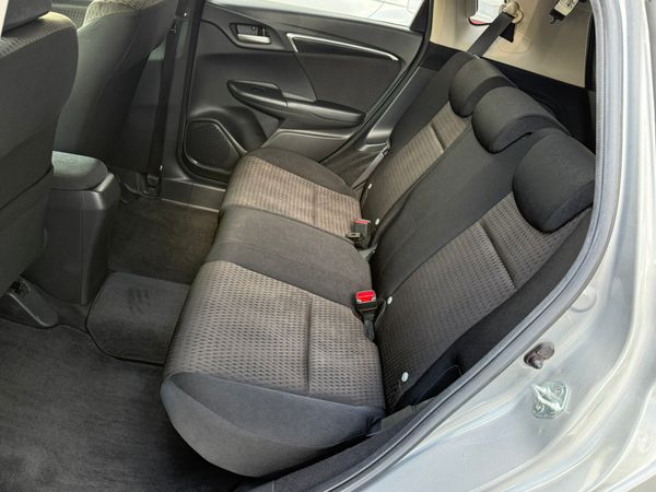 2017 Honda FIT  1.5 Hybrid automatic, 55k Miles 370587456