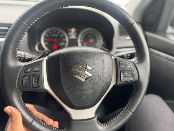 SUZUKI SWIFT 2015 1.2 AUTOMATIC TOPSPECS 370594354