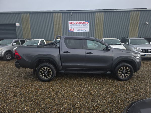 Toyota Hilux 2.8 D4D GR Sport 370609566