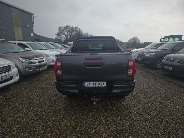 Toyota Hilux 2.8 D4D GR Sport 370609584