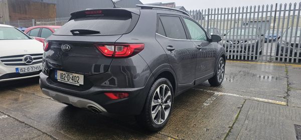 2018 Kia Stonic  (Manual) 370611478