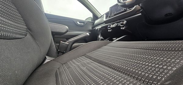 2018 Kia Stonic  (Manual) 370611485